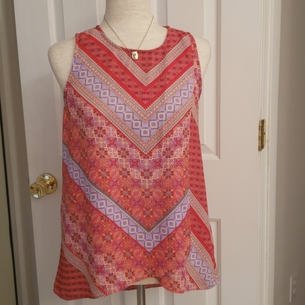𝅺fourteenth Place Sleeveless High-Low Blouse